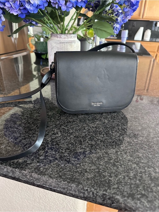kate spade Handbags - kate spade Black Smooth Leather Crossbody Bag